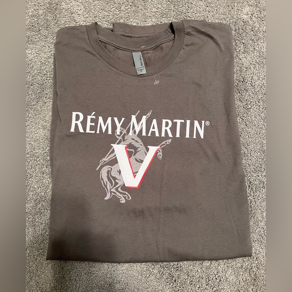 Remy Martin Tee NWOT size XL gray - Picture 3 of 3